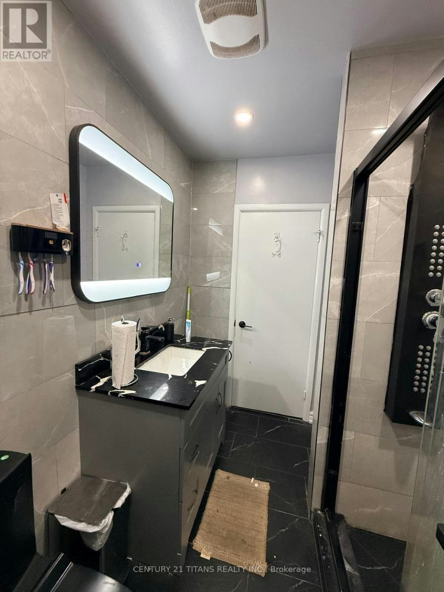 51 Admiral Road, Ajax, ON, L1S 2N8 - 10