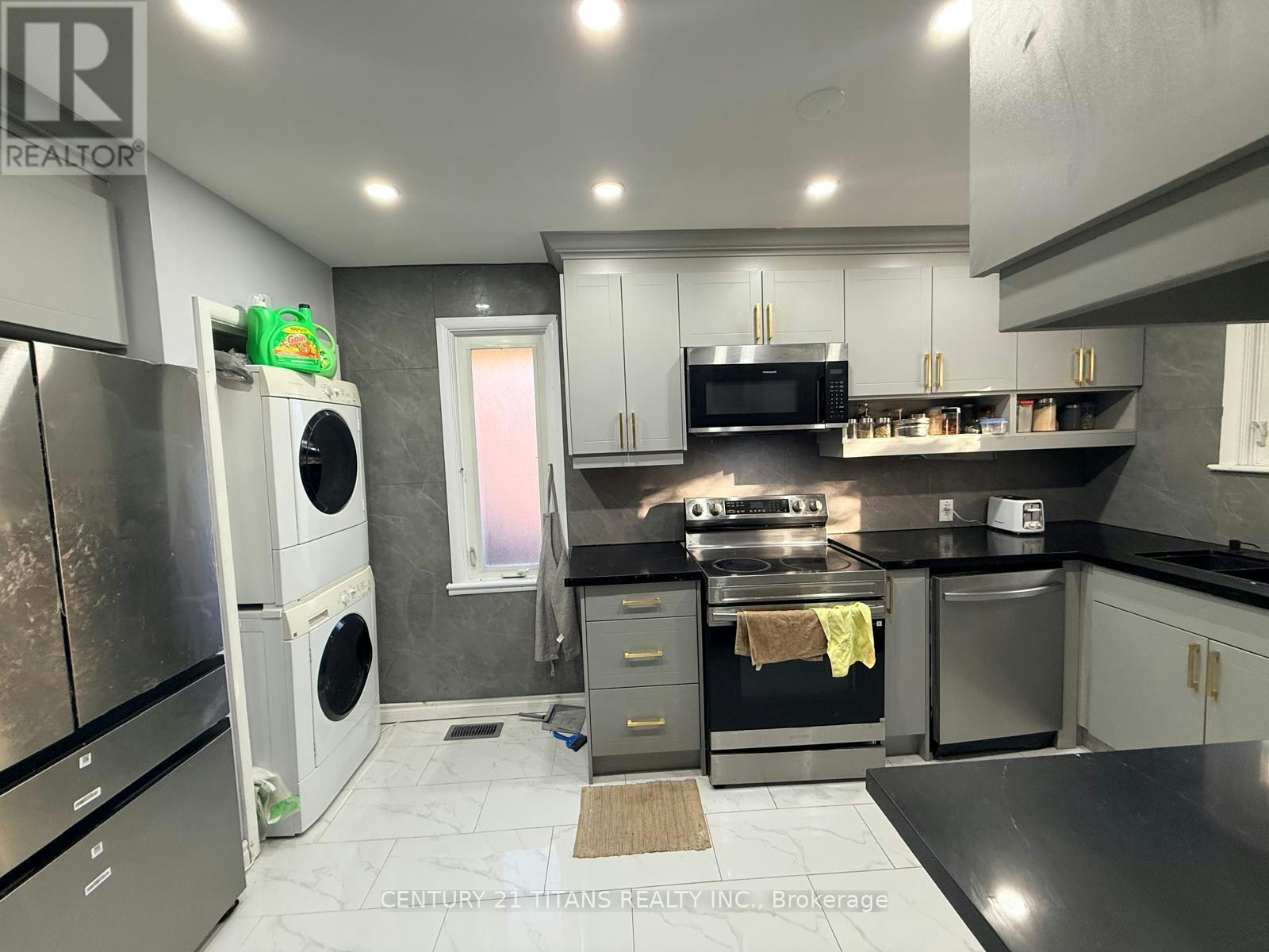 51 Admiral Road, Ajax, ON, L1S 2N8 - 4