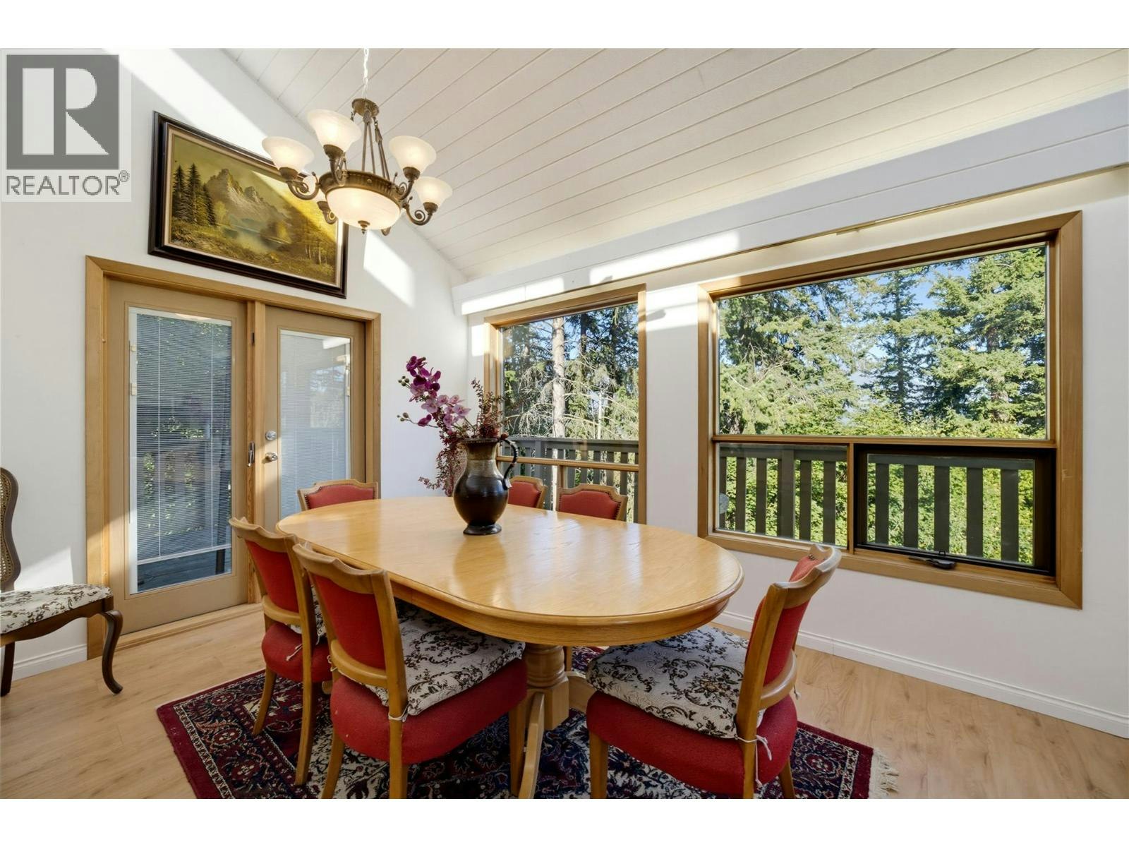 370 SE 10 Avenue, Salmon Arm, BC, V1E 2C3 - 12