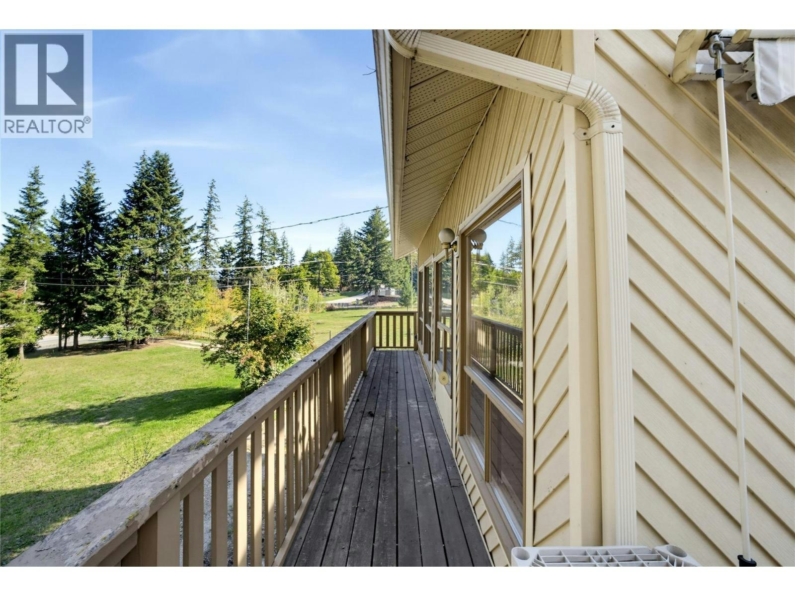 370 SE 10 Avenue, Salmon Arm, BC, V1E 2C3 - 65