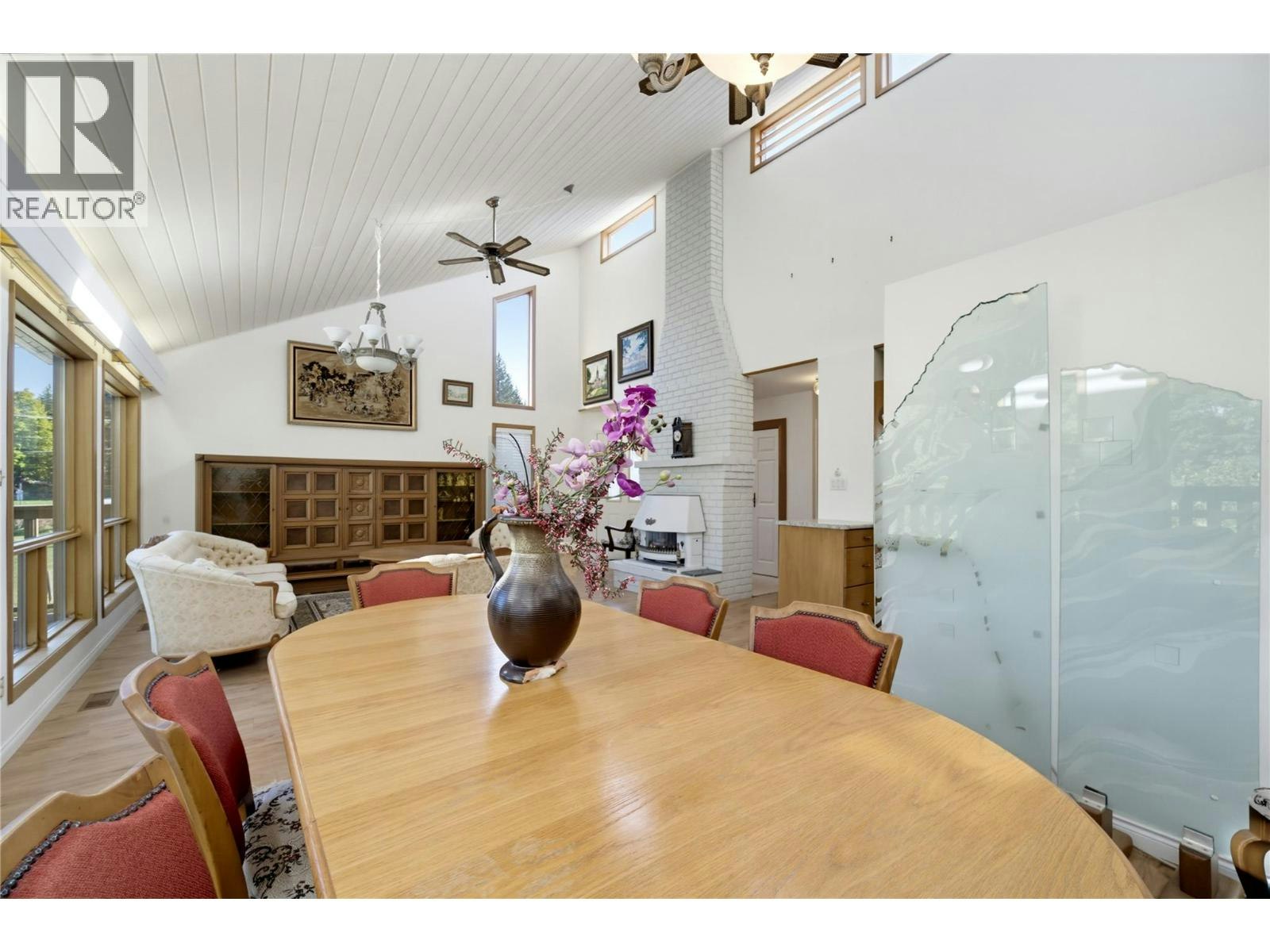 370 SE 10 Avenue, Salmon Arm, BC, V1E 2C3 - 13