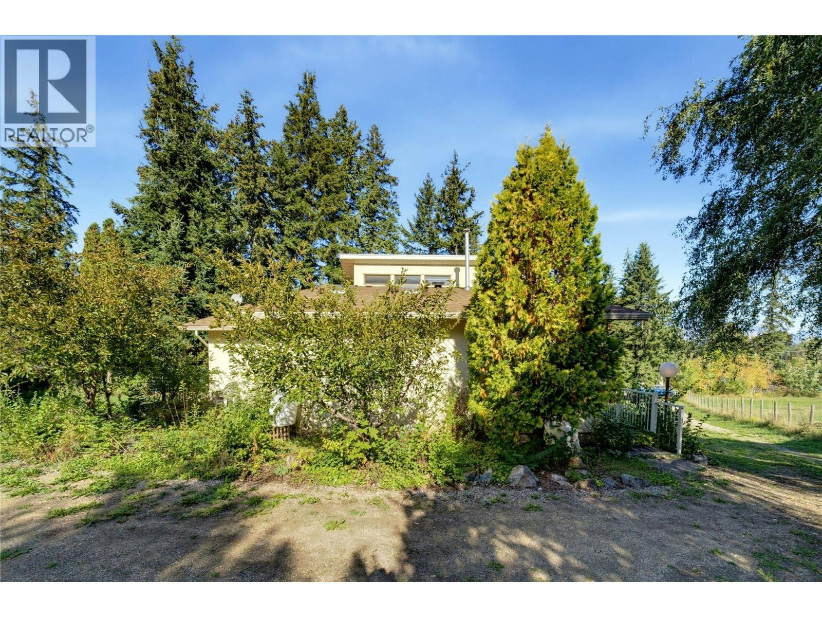 370 SE 10 Avenue, Salmon Arm, BC, V1E 2C3 - 71