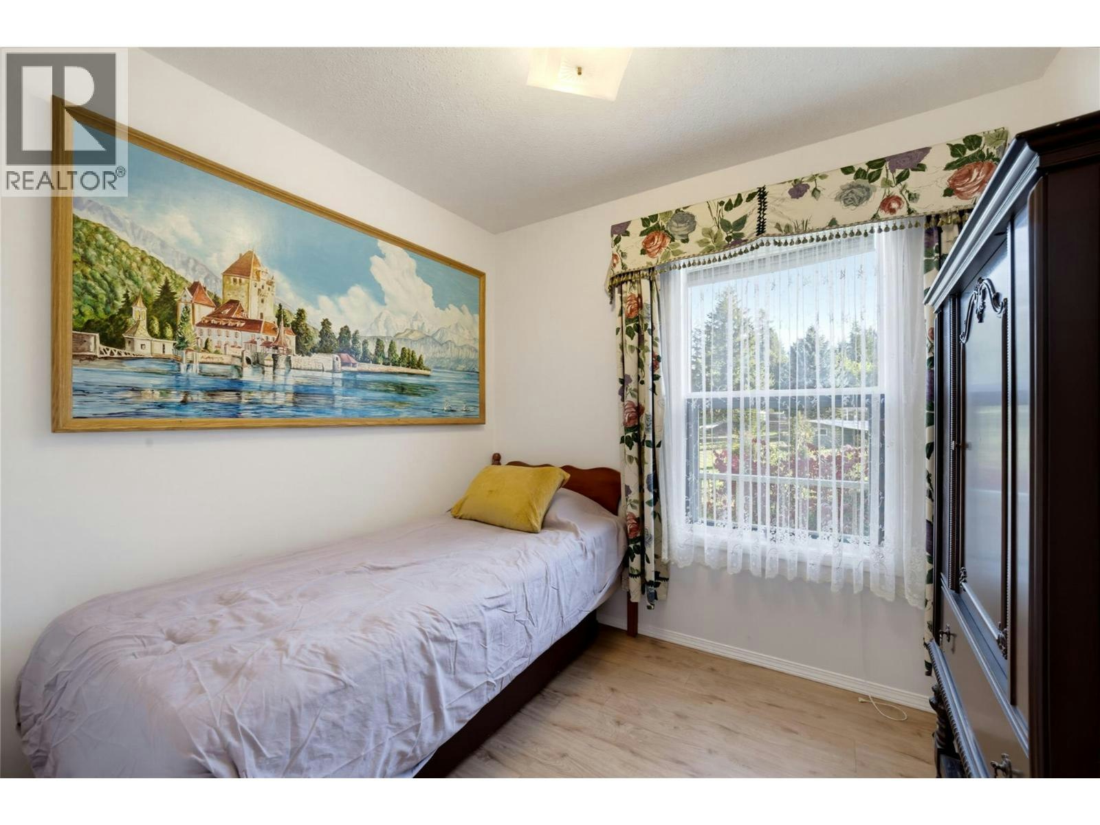 370 SE 10 Avenue, Salmon Arm, BC, V1E 2C3 - 18