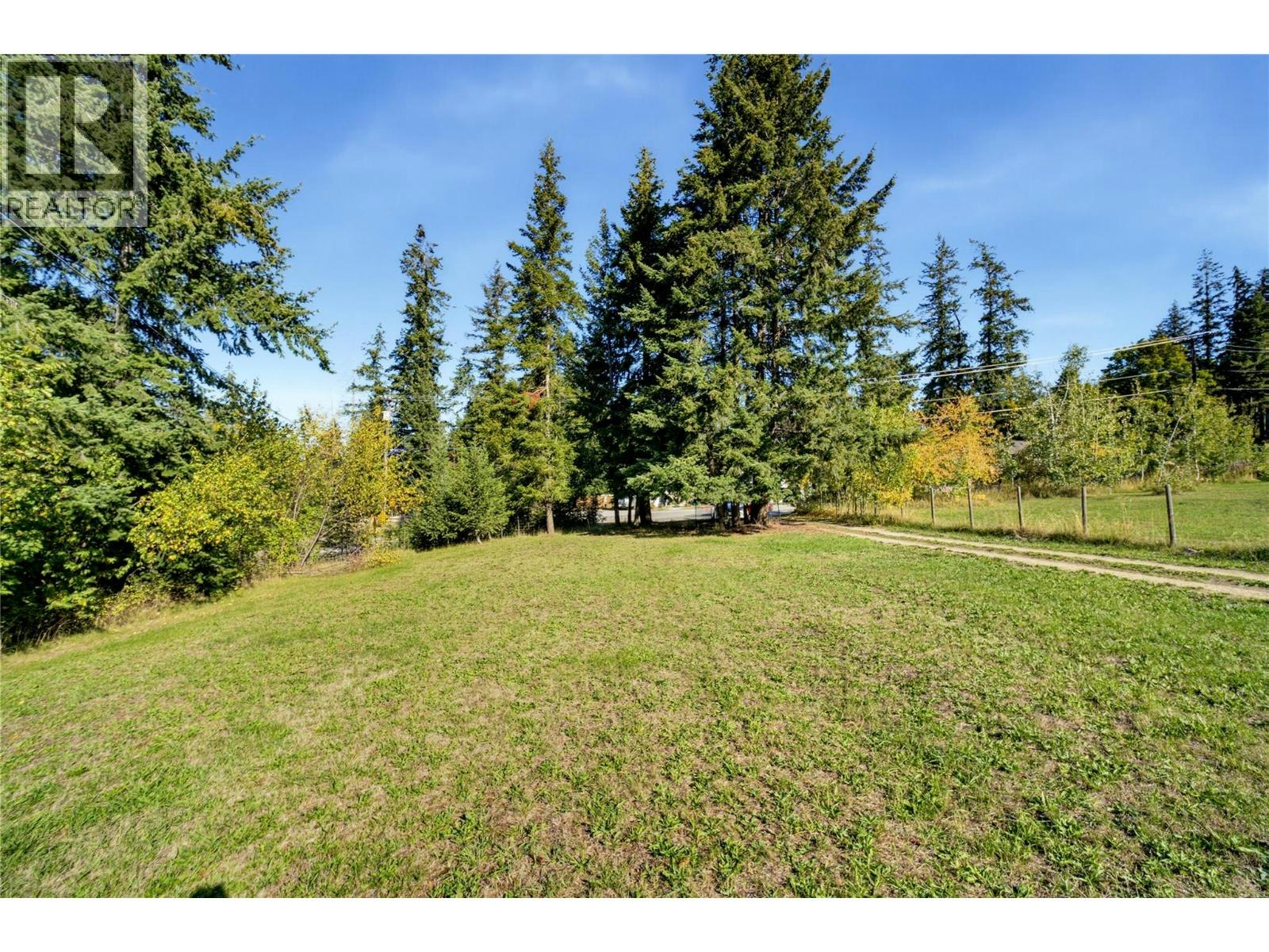 370 SE 10 Avenue, Salmon Arm, BC, V1E 2C3 - 81