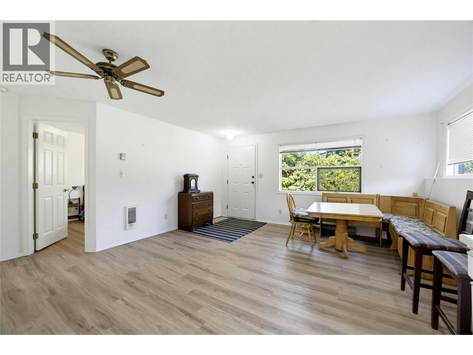 370 SE 10 Avenue, Salmon Arm, BC, V1E 2C3 - 43