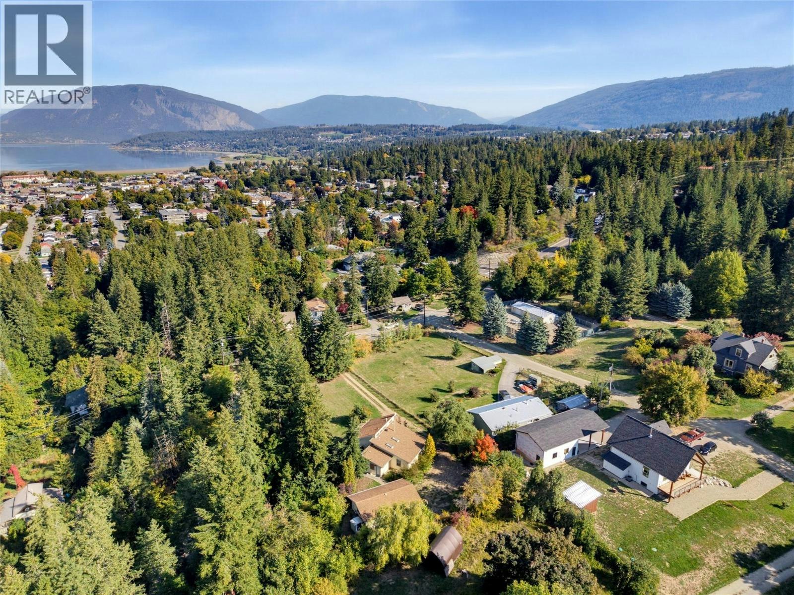 370 SE 10 Avenue, Salmon Arm, BC, V1E 2C3 - 51