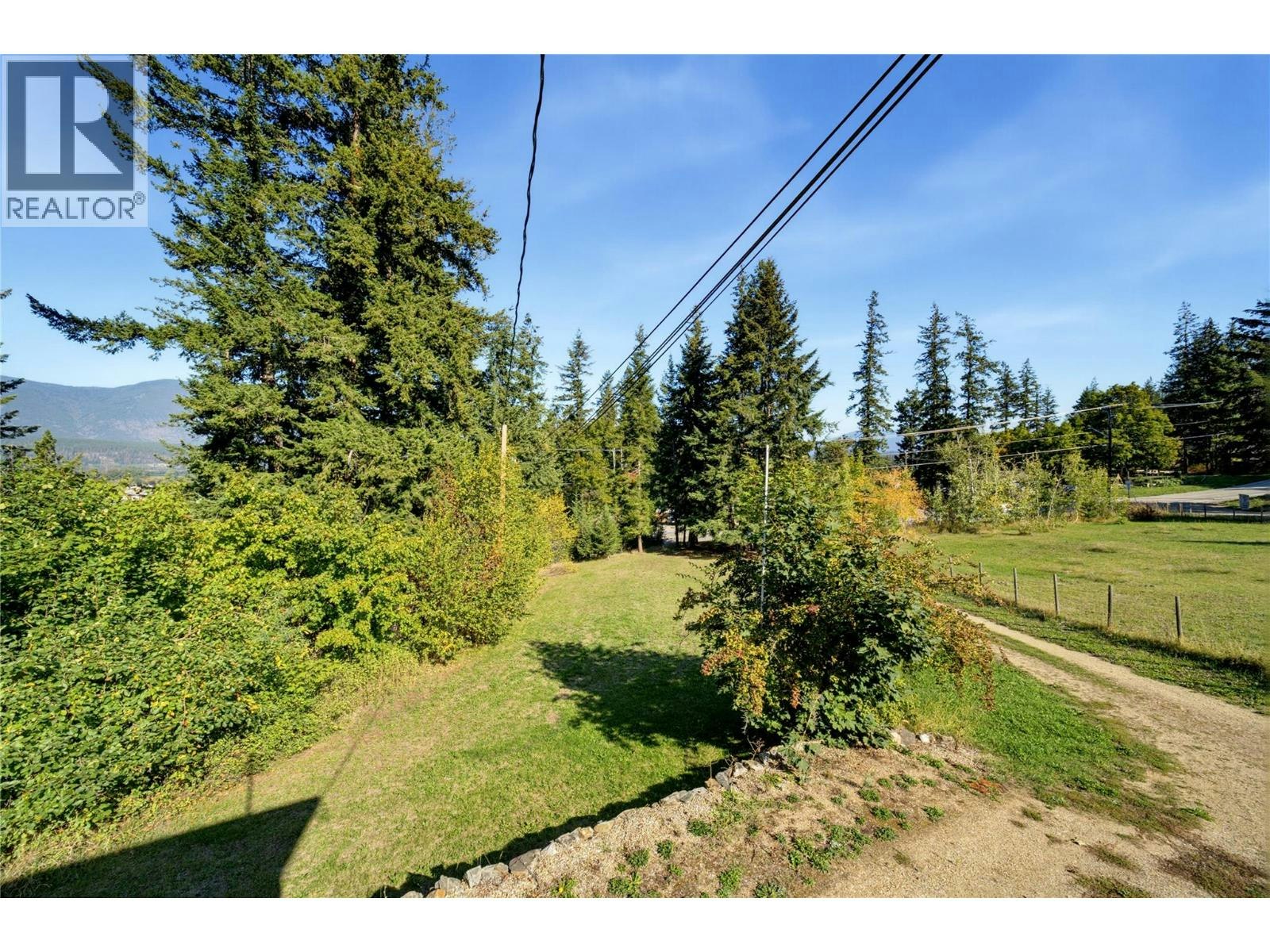 370 SE 10 Avenue, Salmon Arm, BC, V1E 2C3 - 69