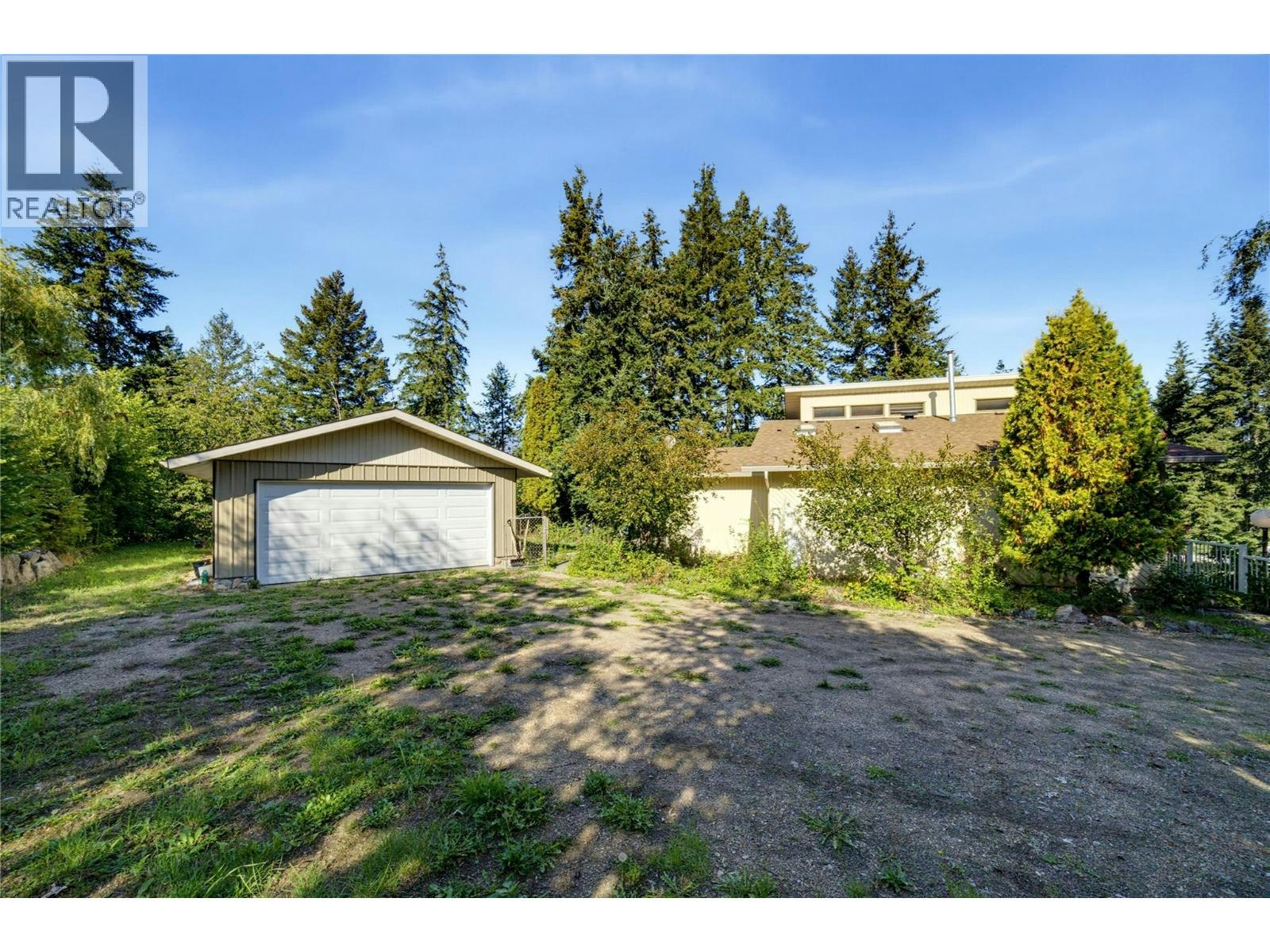 370 SE 10 Avenue, Salmon Arm, BC, V1E 2C3 - 70