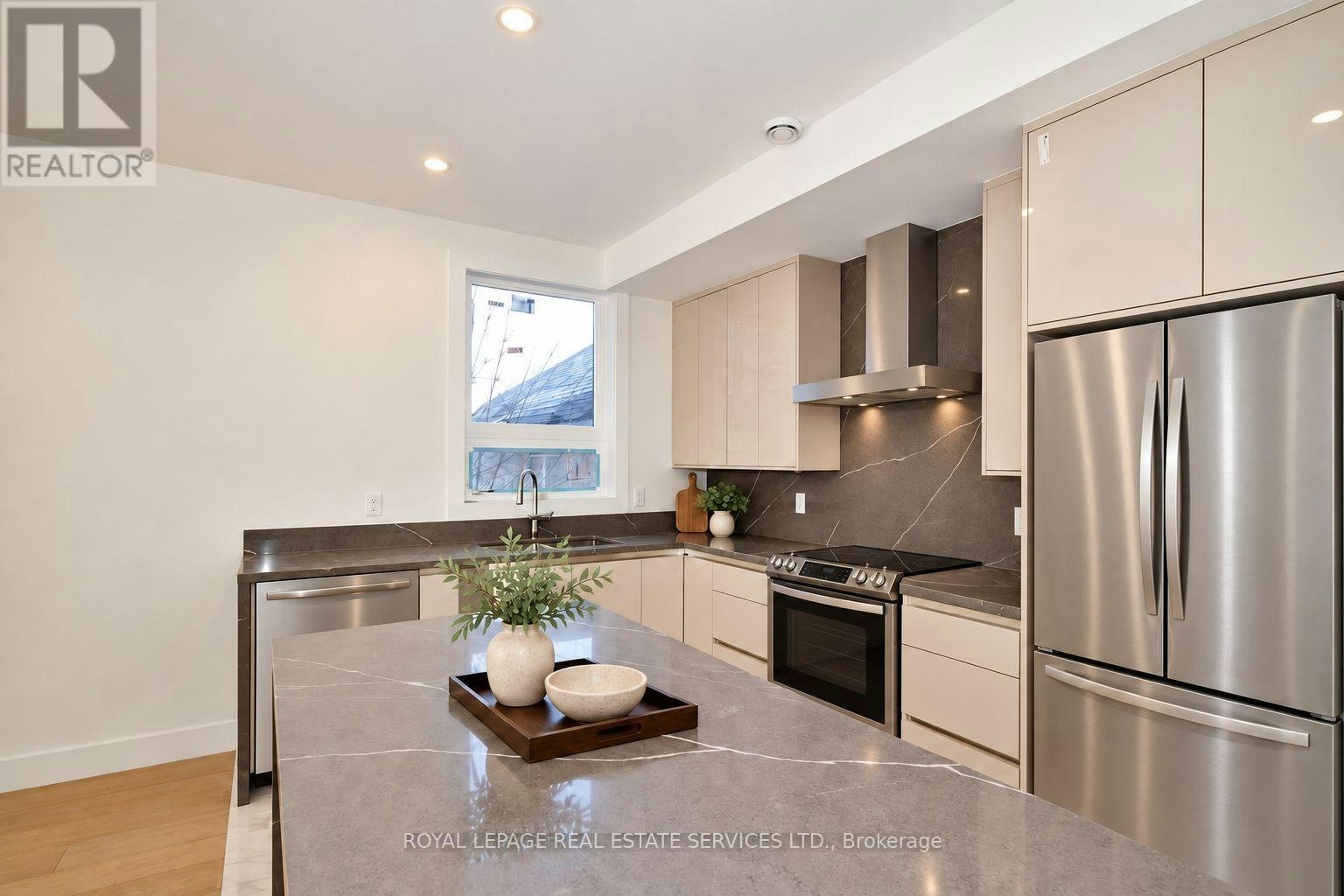 4B Huron Avenue N, Ottawa, ON, K1Y 0V9 - 2