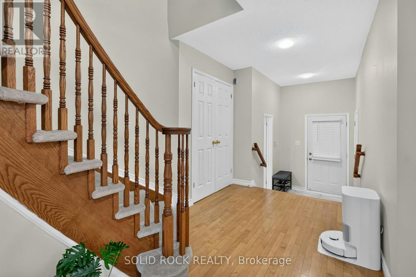 2073 Hiboux Street, Ottawa, ON, K4A 4J7 - 4