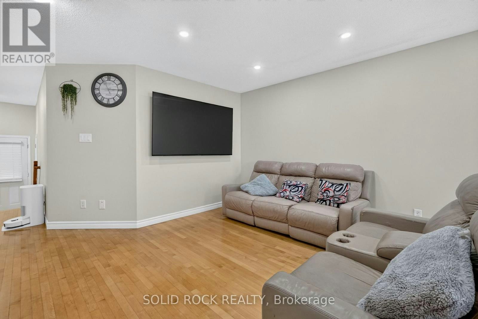 2073 Hiboux Street, Ottawa, ON, K4A 4J7 - 6