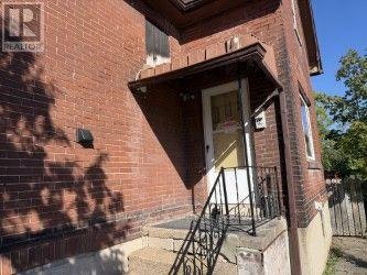 12A Jarvis Street, Fort Erie, ON, L2A 2S1