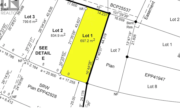 LOT 1-8643 St Lawrence Avenue