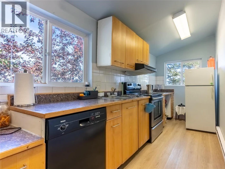 75 Big Bar Road, Clinton, BC, V0K 1K0 - 13