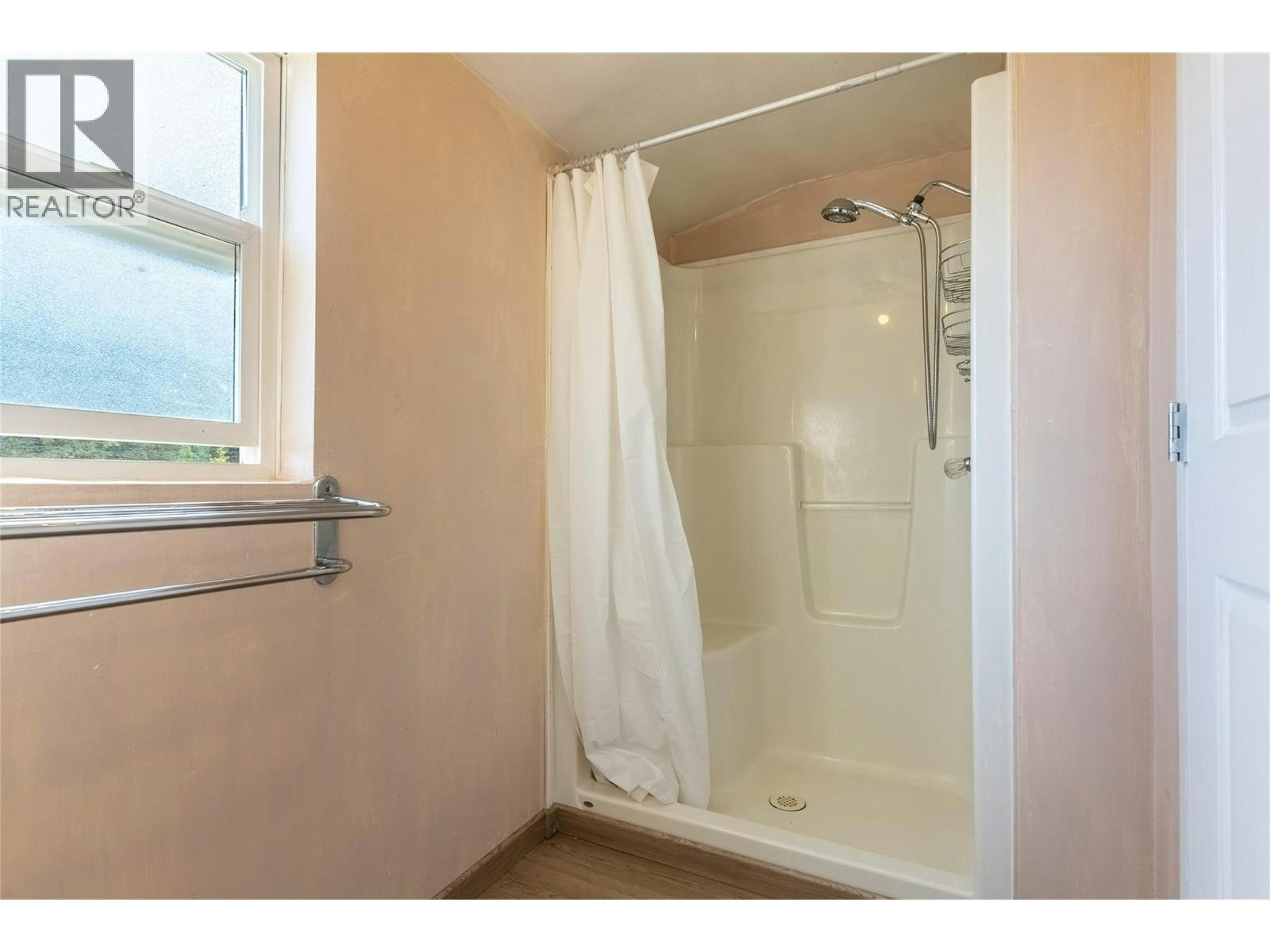 75 Big Bar Road, Clinton, BC, V0K 1K0 - 35