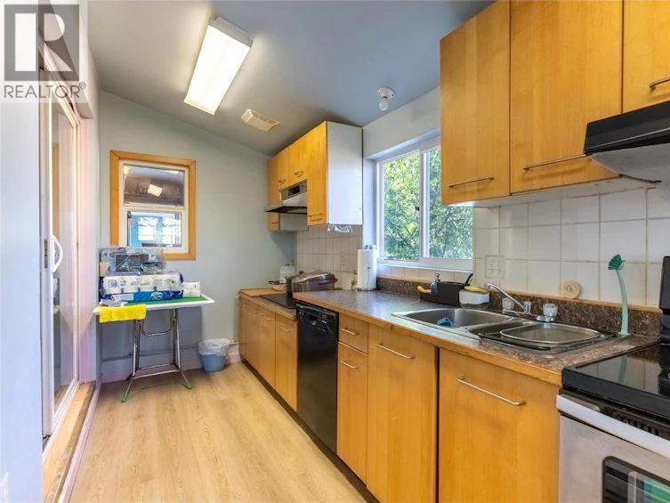 75 Big Bar Road, Clinton, BC, V0K 1K0 - 14