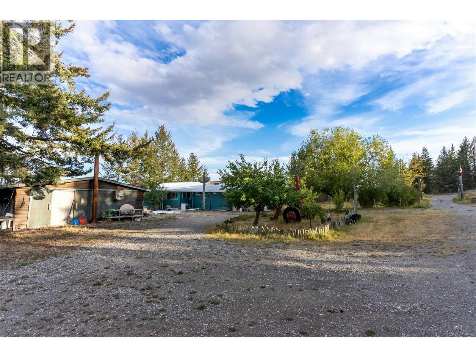 75 Big Bar Road, Clinton, BC, V0K 1K0 - 59