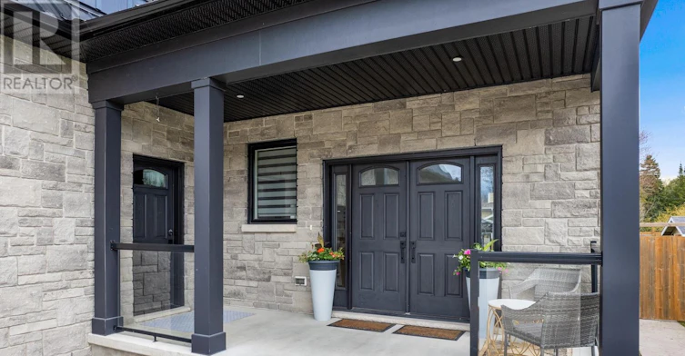 107 Ottawa Avenue, Saugeen Shores, ON, N0H 2L0 - 4