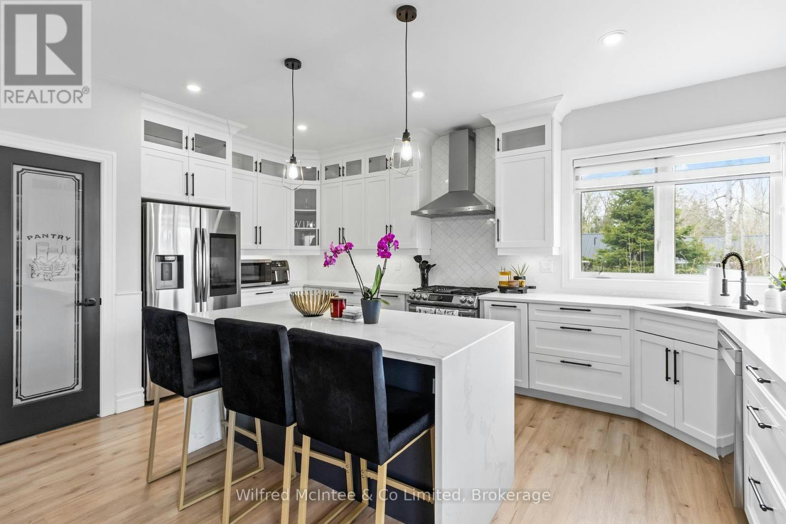 107 Ottawa Avenue, Saugeen Shores, ON, N0H 2L0 - 10