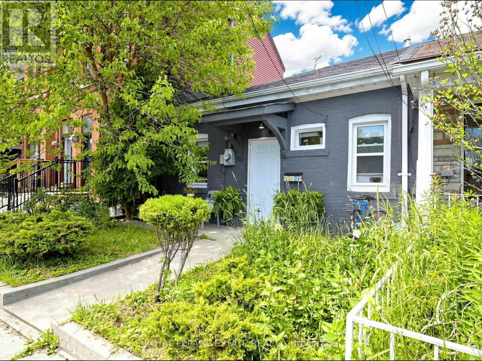 44 Mitchell Avenue, Toronto, ON, M6J 1B9