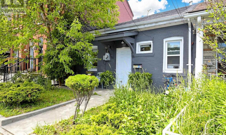 44 Mitchell Avenue