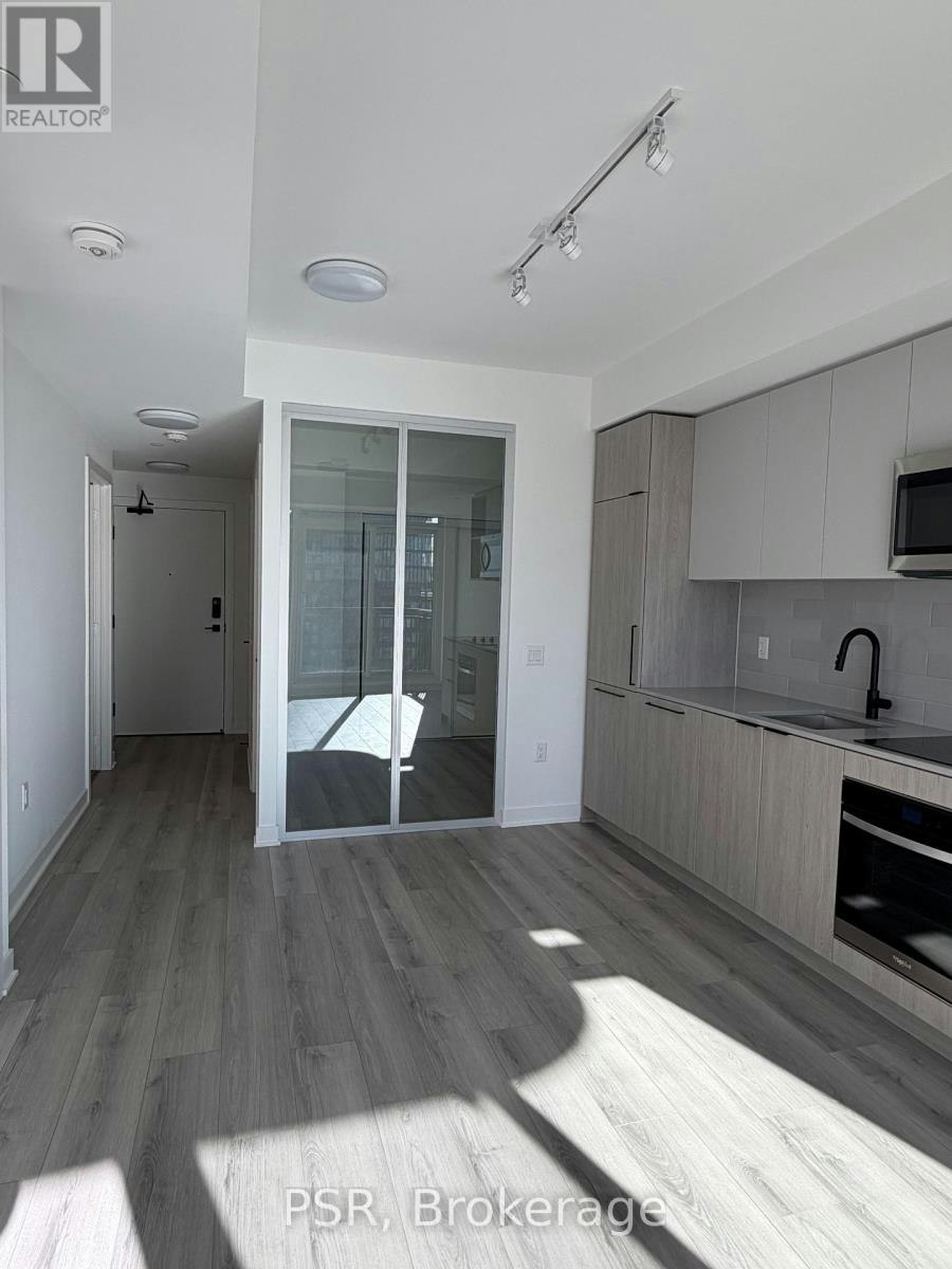 611-1185 Dupont Street, Toronto, ON, M6H 0G5 - 5