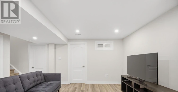 3008 Britannia Road W, Mississauga, ON, L5M 6K2 - 9