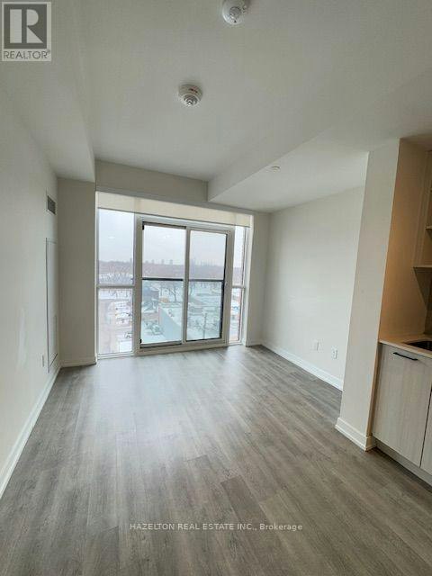 705-2300 St. Clair Avenue W, Toronto, ON, M6N 0B3 - 5