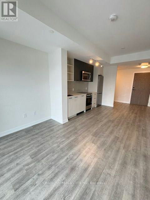705-2300 St. Clair Avenue W, Toronto, ON, M6N 0B3 - 6