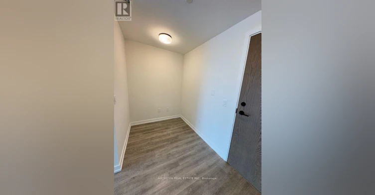 705-2300 St. Clair Avenue W, Toronto, ON, M6N 0B3 - 14
