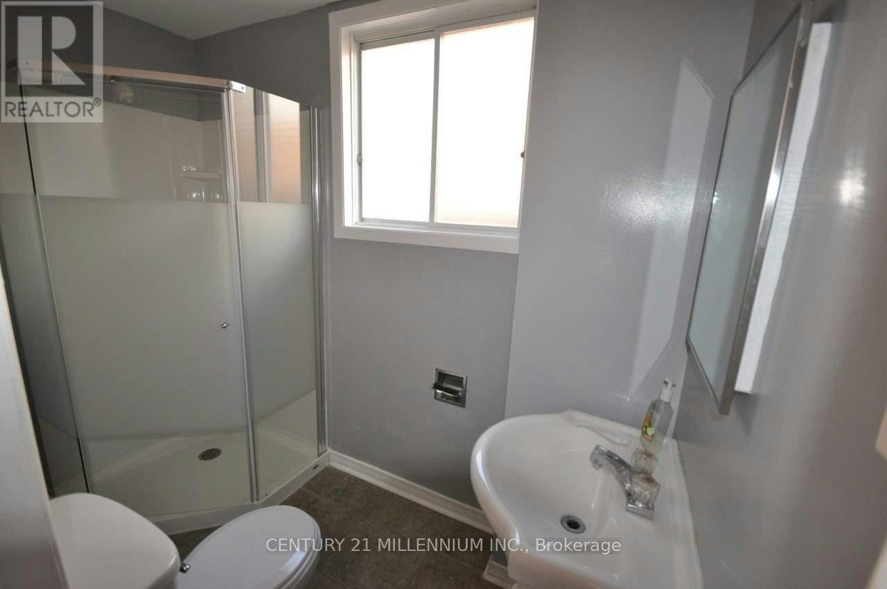 MAIN-FL-183 Harold Street, Brampton, ON, L6Y 2G3 - 8