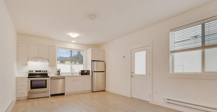 Basement-20157 Beacon Road, Hope, BC, V0X 1L2 - 6