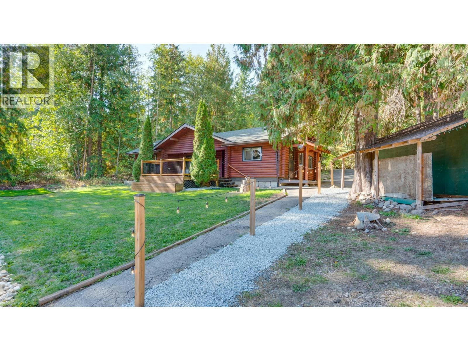 2452 Forest Drive, Blind Bay, BC, V0E 1H2