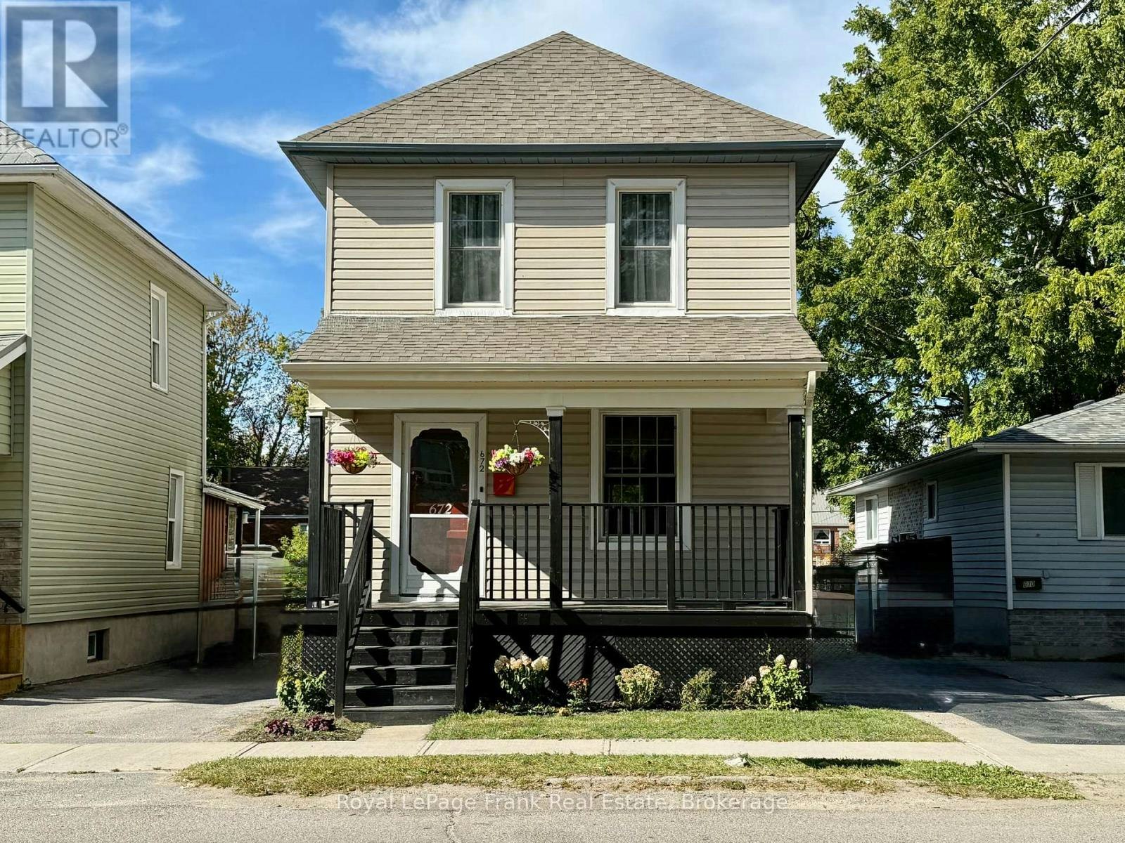 672 Romaine Street, Peterborough, ON, K9J 2E4