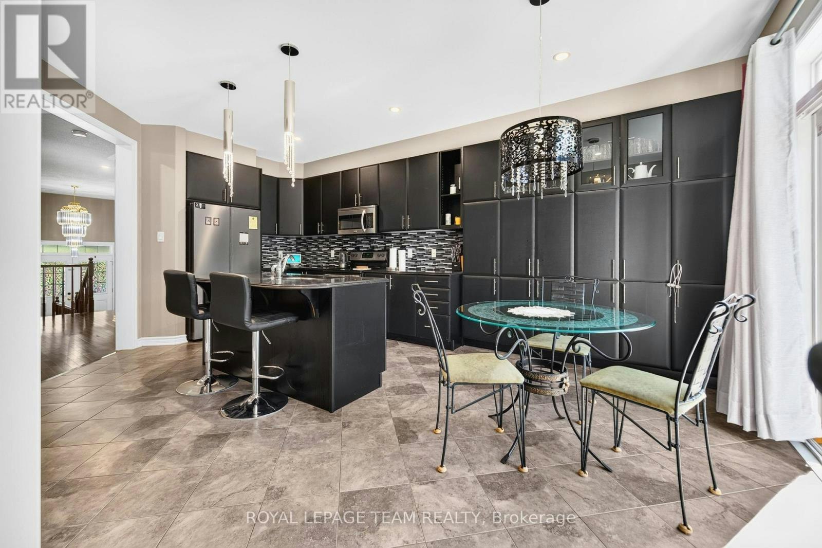 340 Gallantry Way, Ottawa, ON, K2S 0R1 - 18