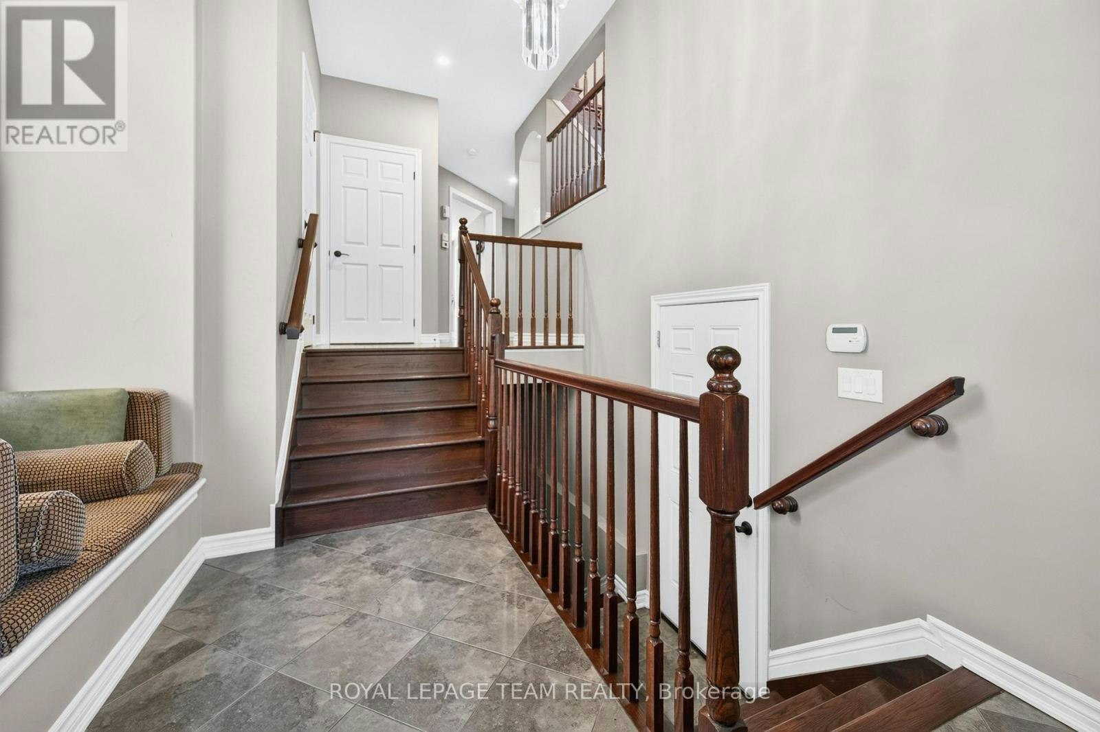 340 Gallantry Way, Ottawa, ON, K2S 0R1 - 8