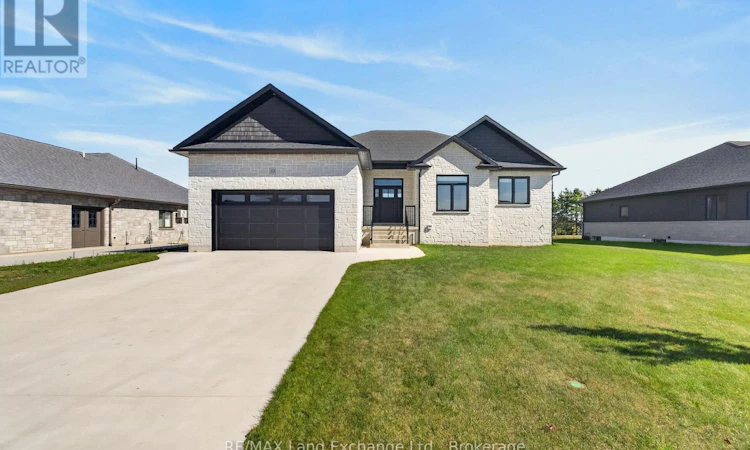 48 Mctavish Crescent