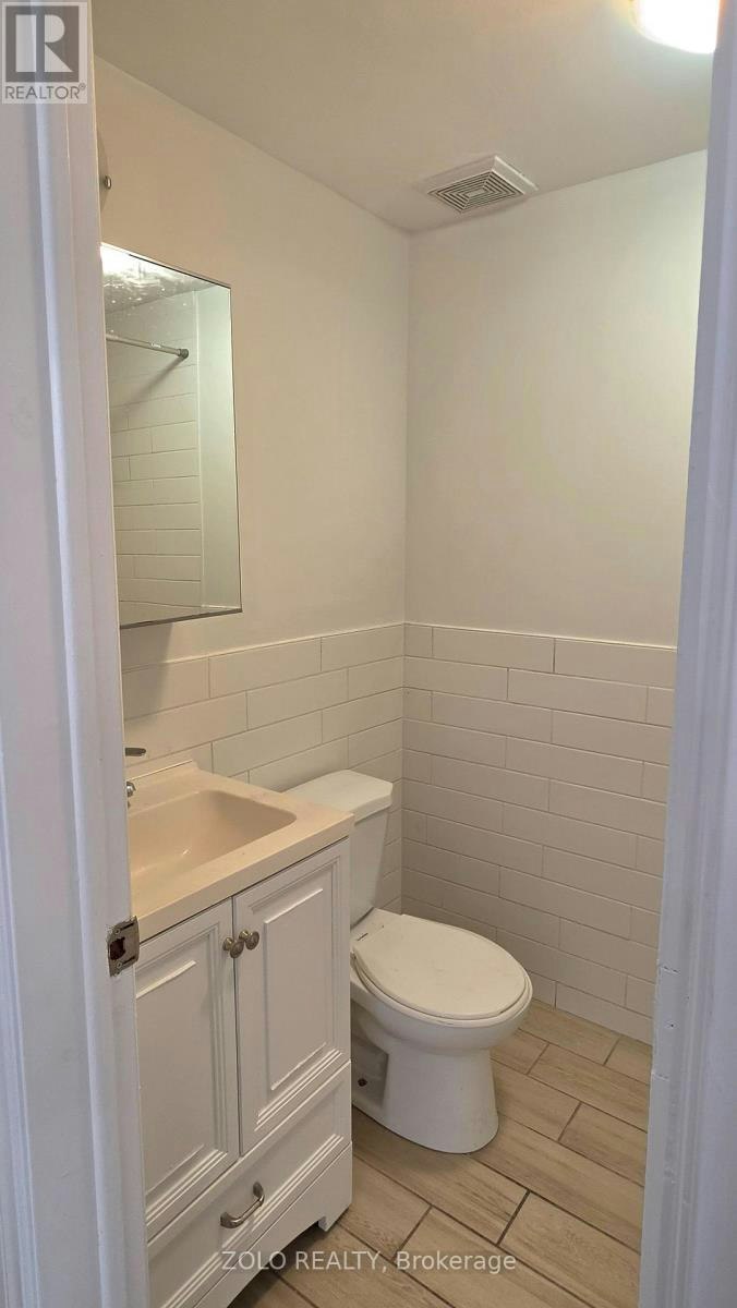 1549 O'connor Drive, Toronto, ON, M5B 2E7 - 6