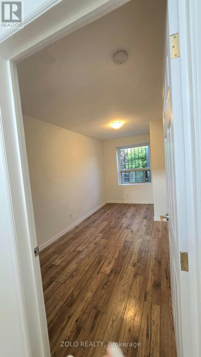 1549 O'connor Drive, Toronto, ON, M5B 2E7 - 3