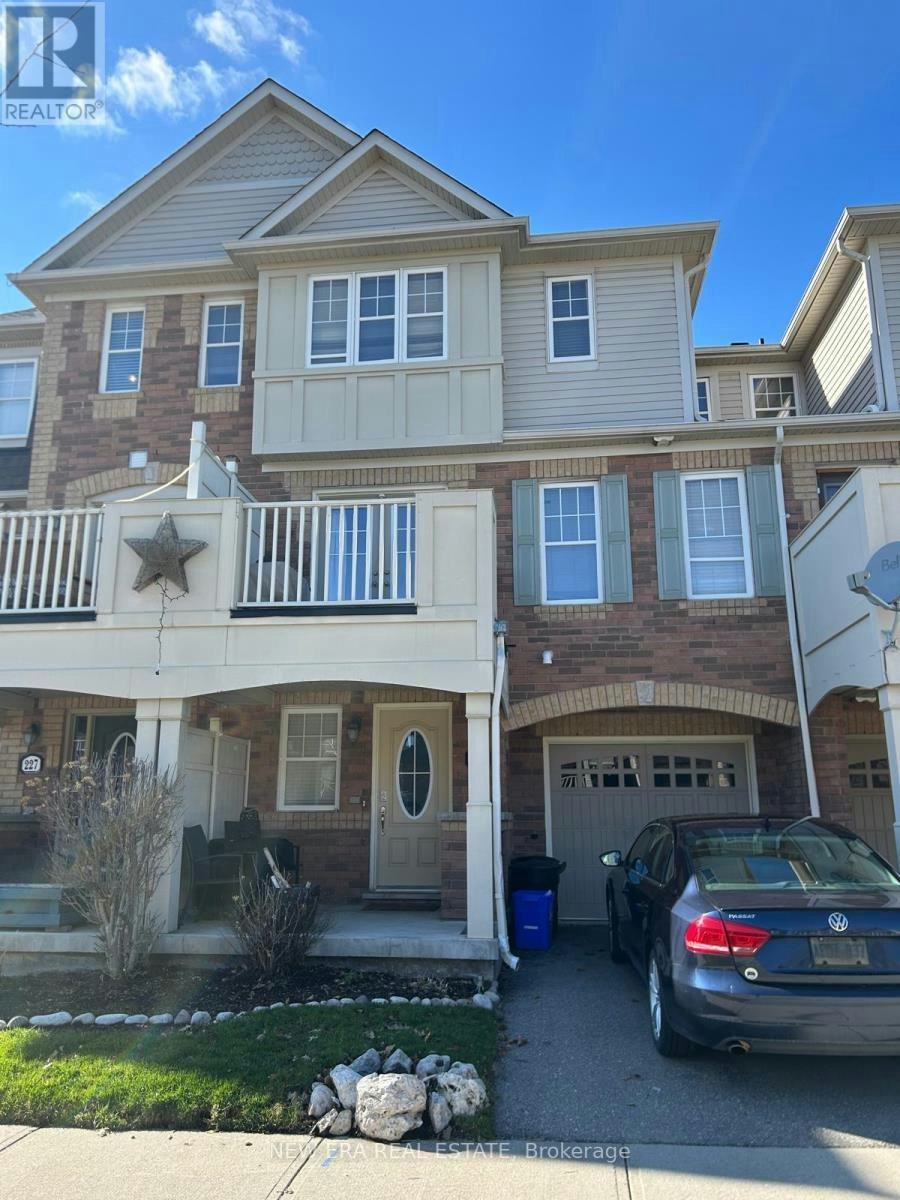 225 Schreyer Crescent, Milton, ON, L9T 7B6