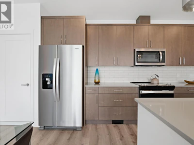 120-610 Academy Way - 4