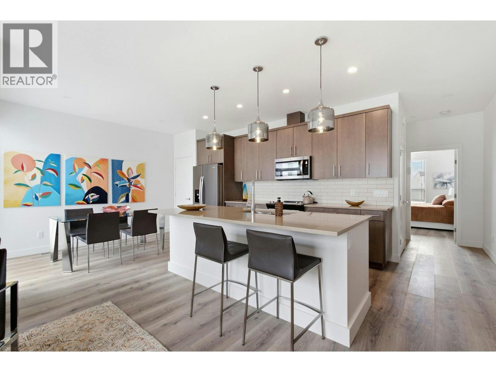 120-610 Academy Way - 2