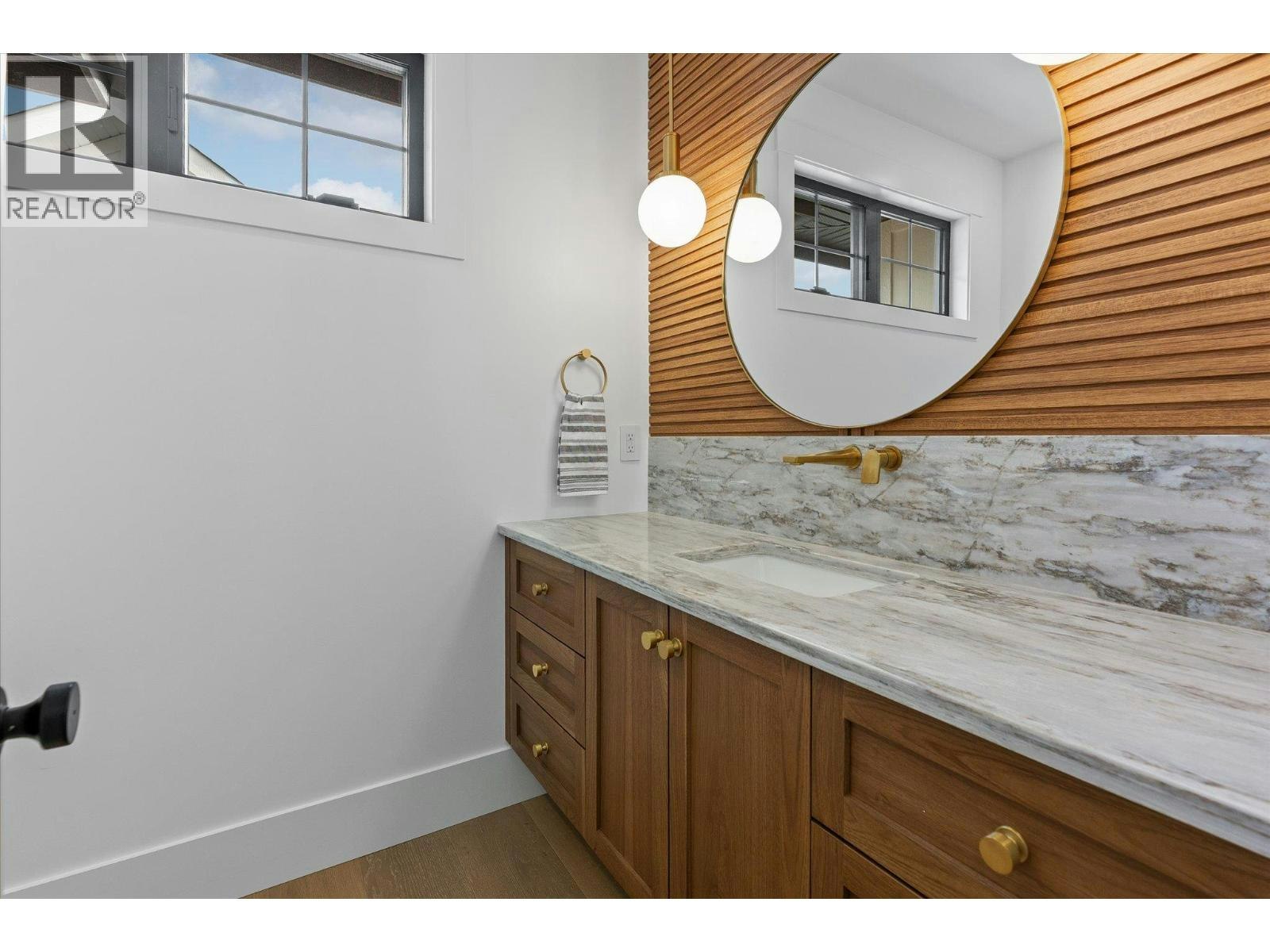 5631 Upper Mission Court, Kelowna, BC, V1W 0C5 - 40