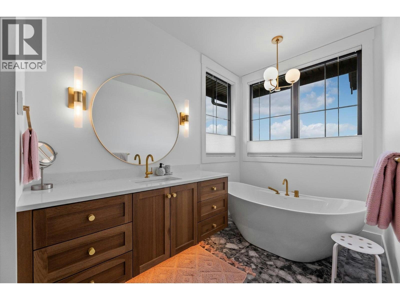 5631 Upper Mission Court, Kelowna, BC, V1W 0C5 - 50