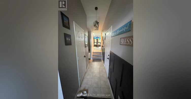 478 Claridge Drive, Ottawa, ON, K2J 5H6 - 5