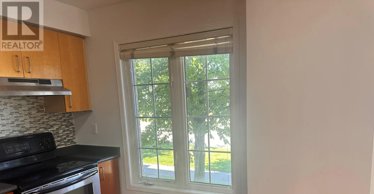 24-735 Sheppard Avenue, Pickering, ON, L1V 7K5 - 10