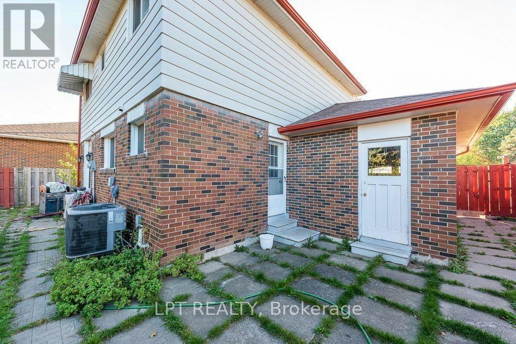 111 Dearbourne Boulevard, Brampton, ON, L6T 1J8