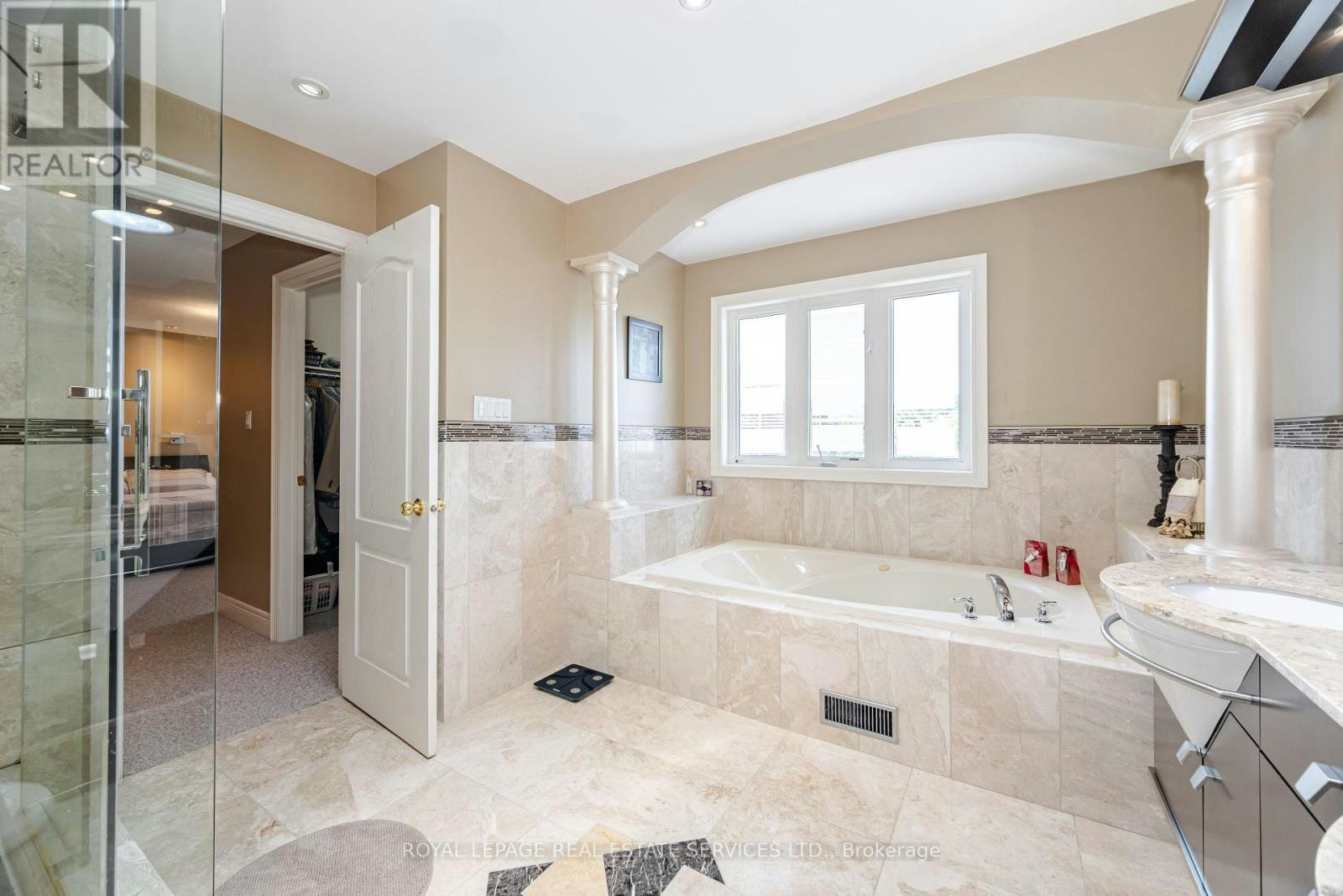 3809 Candlelight Drive, Mississauga, ON, L5M 8A8 - 28