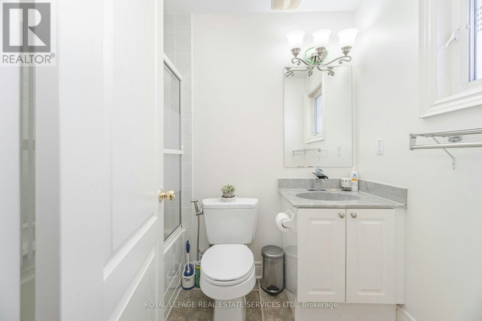 3809 Candlelight Drive, Mississauga, ON, L5M 8A8 - 33