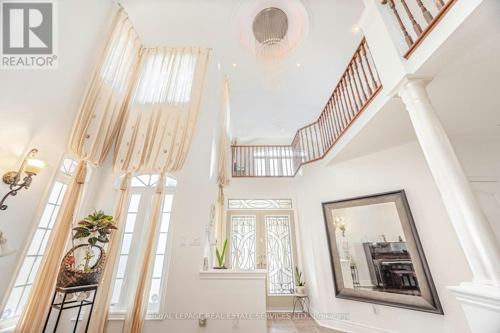 3809 Candlelight Drive, Mississauga, ON, L5M 8A8 - 8